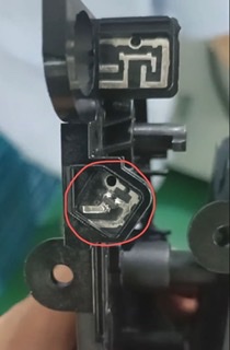 汽車門鎖霍爾和開關(guān)焊接線